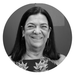 Sandra Maria Zákia Elian Sousa